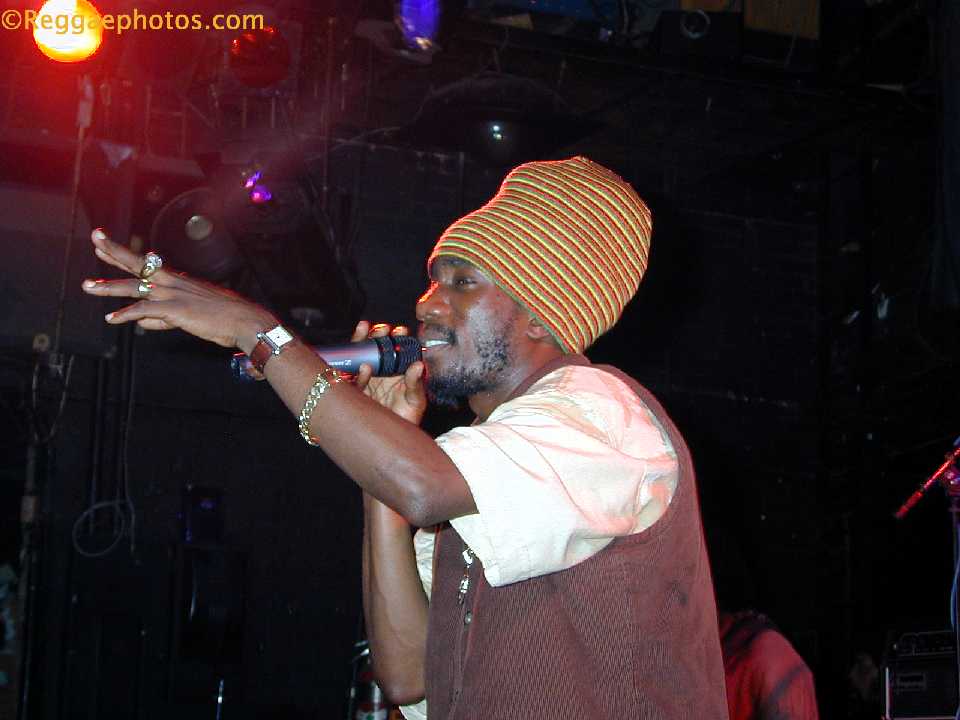 sizzla_022.jpg